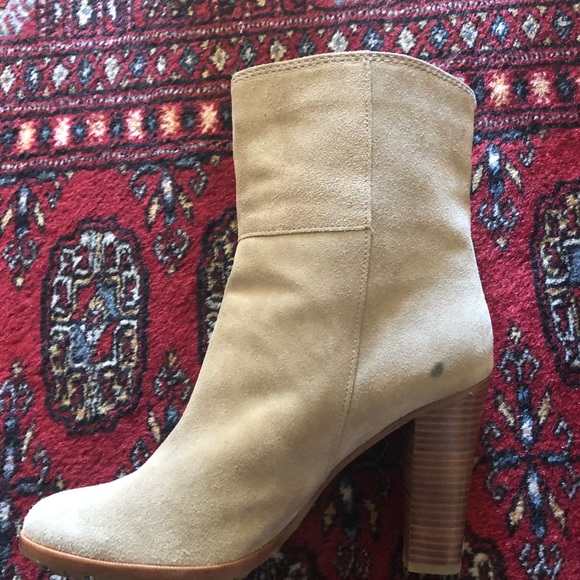 Coach Tamsin Rich Suede Boots Taupe Size 9 - Picture 3 of 5